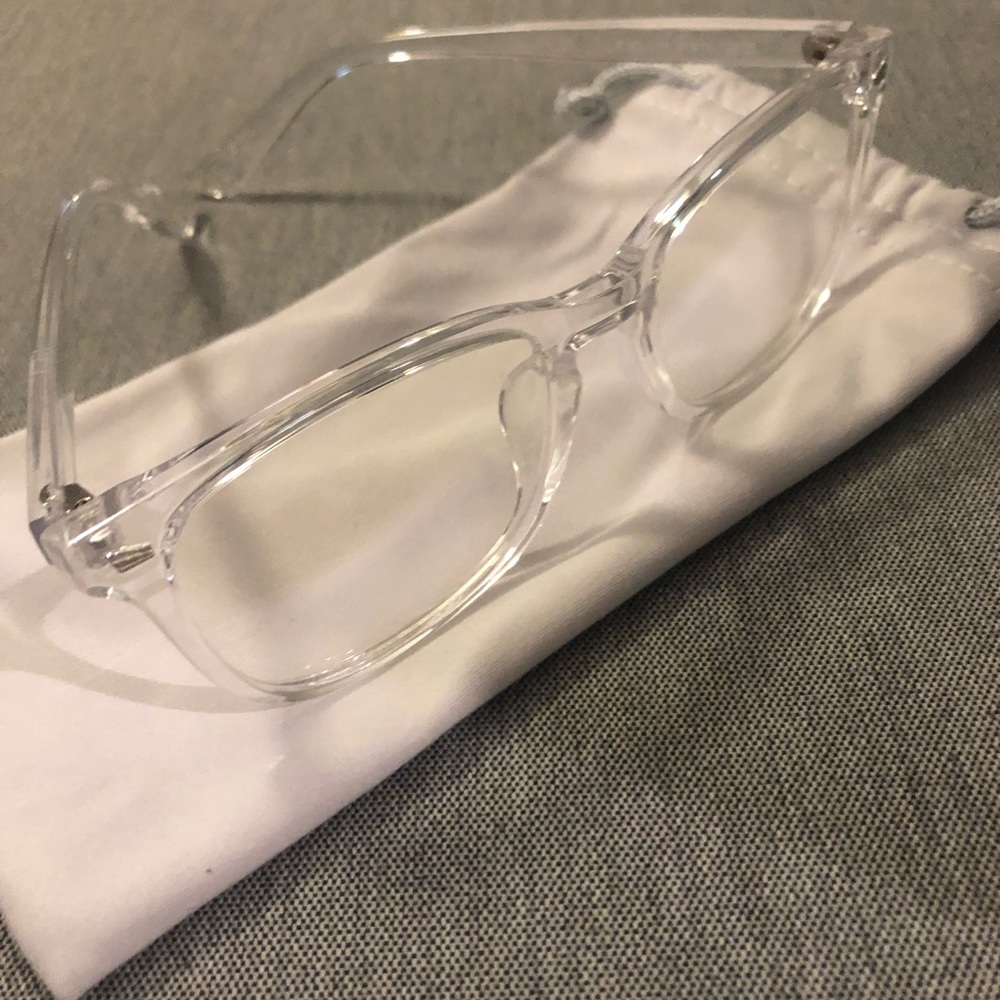 Blue light glasses (brand new)